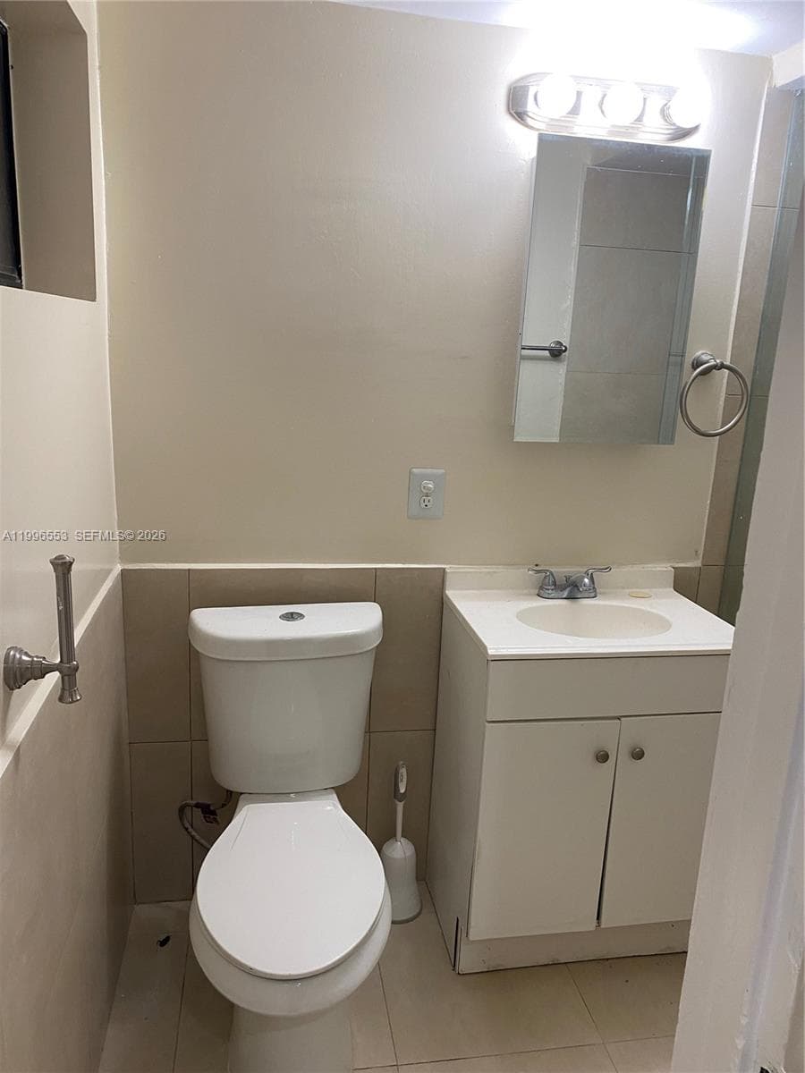 1051 SW 3rd St # 3, Miami FL 33130 — 8