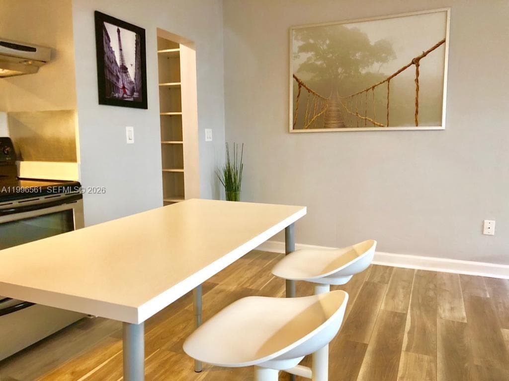 1325 Meridian Ave # 5, Miami Beach FL 33139 — 10