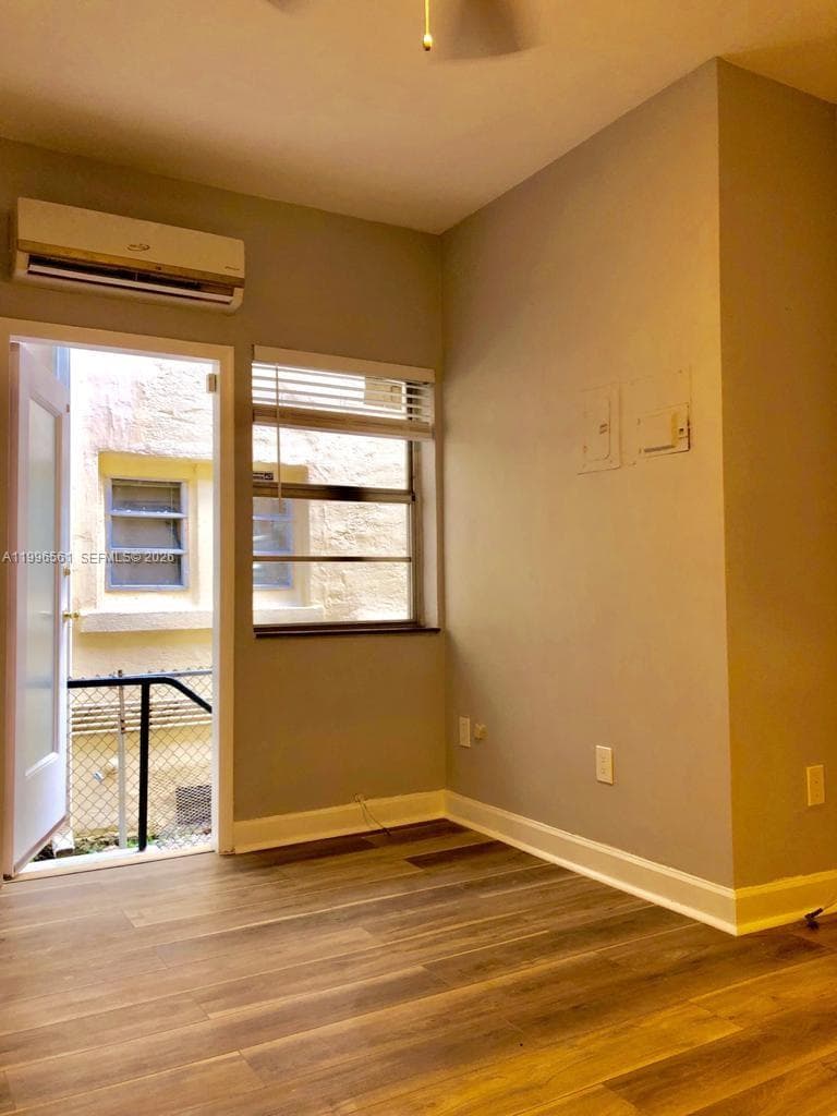 1325 Meridian Ave # 5, Miami Beach FL 33139 — 15