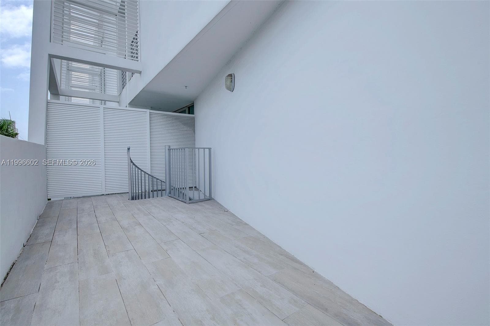 1577 Bay Rd # 201, Miami Beach FL 33139 — 32