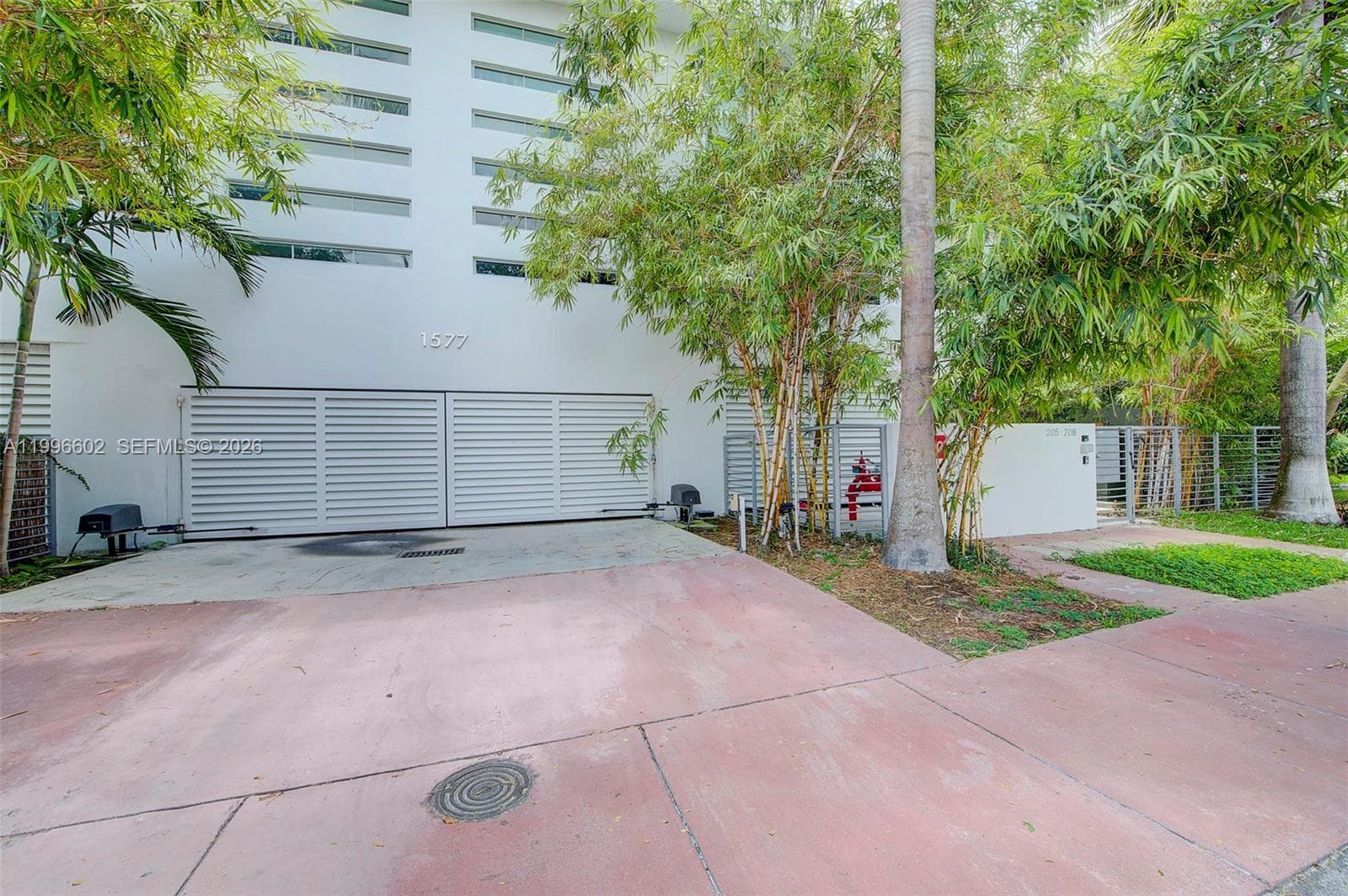 1577 Bay Rd # 201, Miami Beach FL 33139 — 31