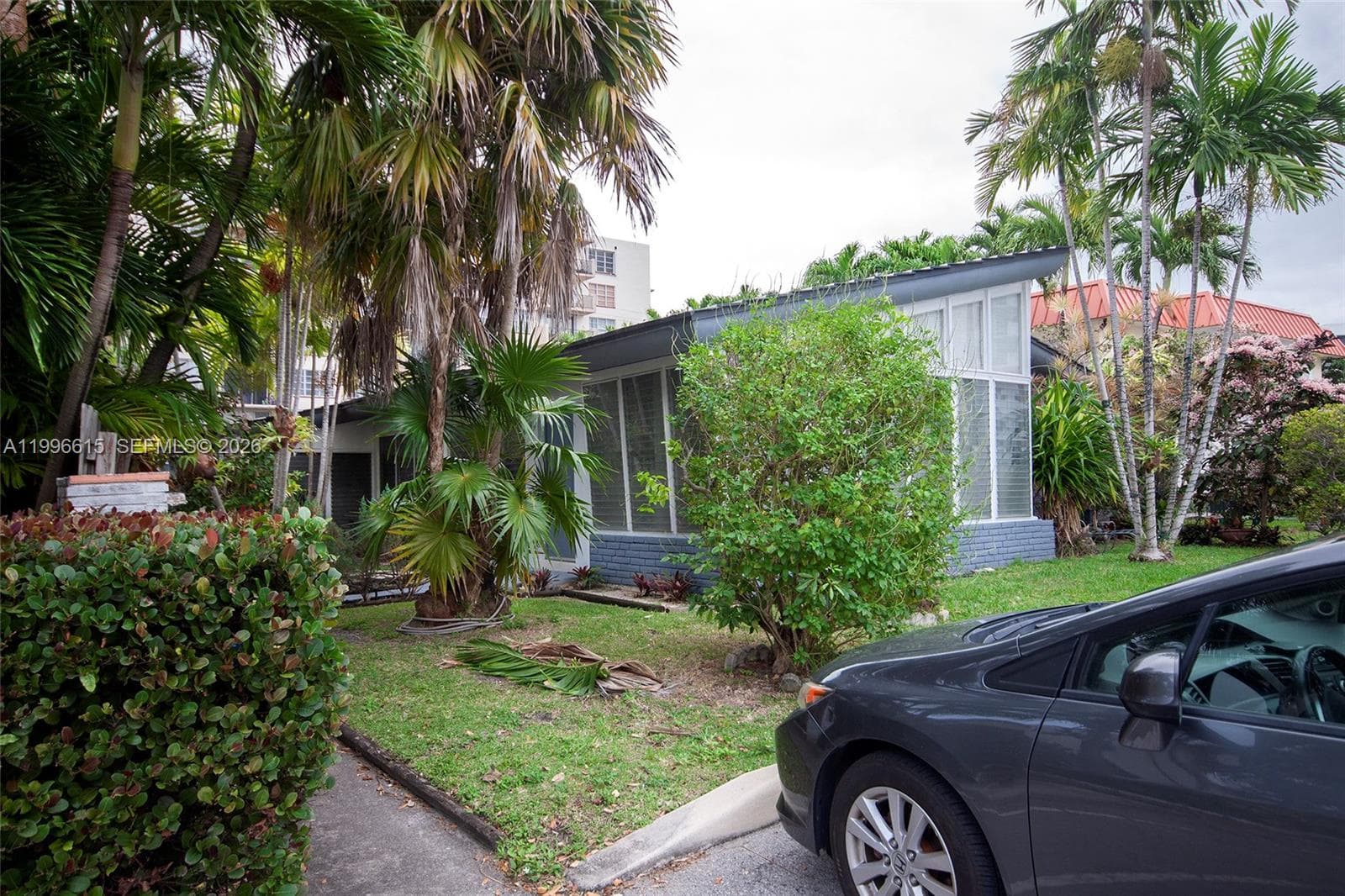 1050 92nd St # 4, Bay Harbor Islands FL 33154 — 3
