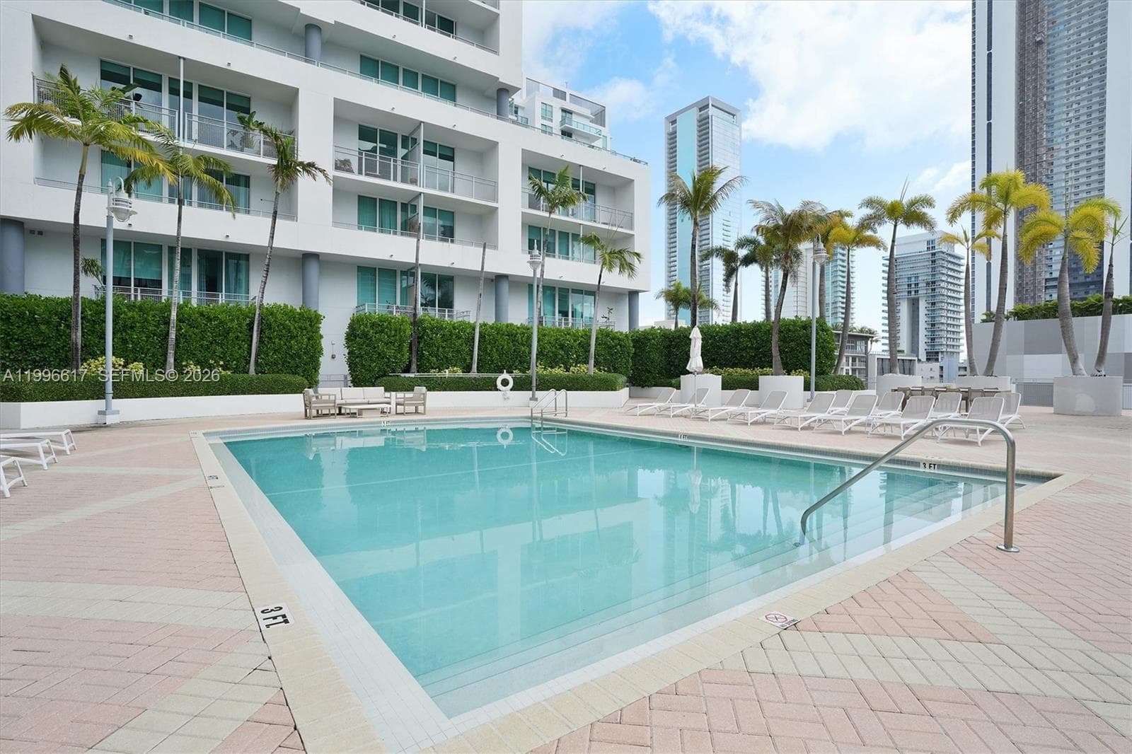 350 NE 24th St # 1007, Miami FL 33137 — 48
