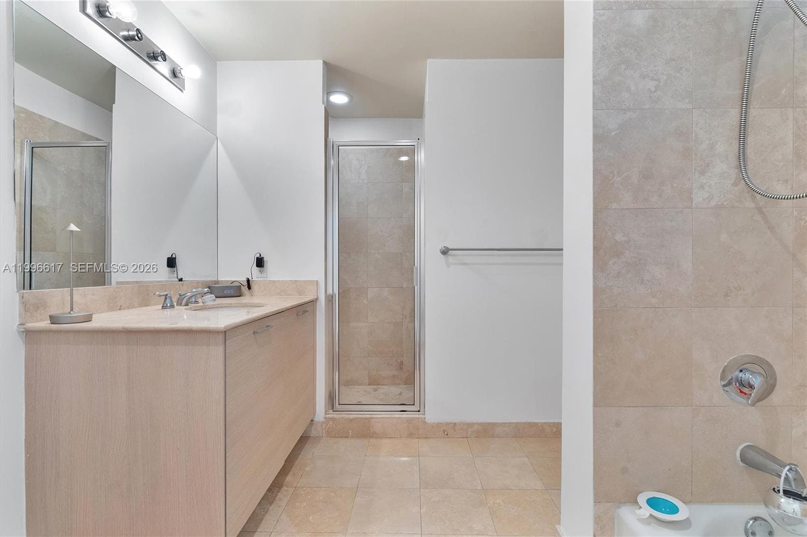 350 NE 24th St # 1007, Miami FL 33137 — 19