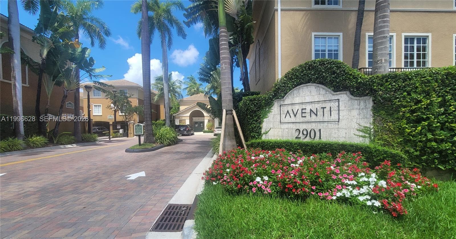 2961 NE 185th St # 1607, Aventura FL 33180 — 1