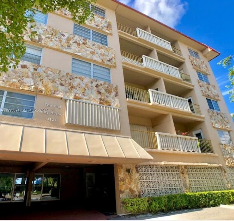 Club Of Bay Harbor Condo, Bay Harbor Islands, FL — 6