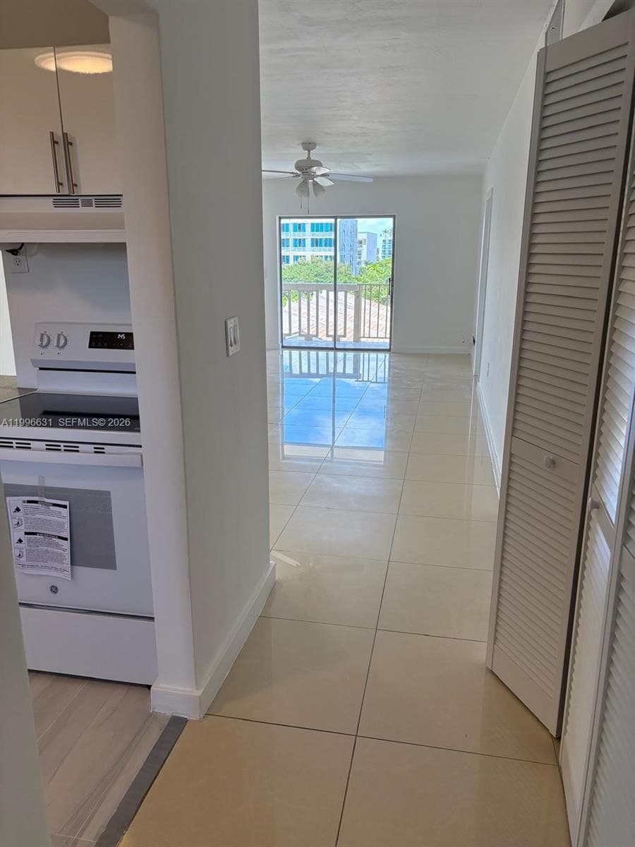 Club Of Bay Harbor Condo, Bay Harbor Islands, FL — 9