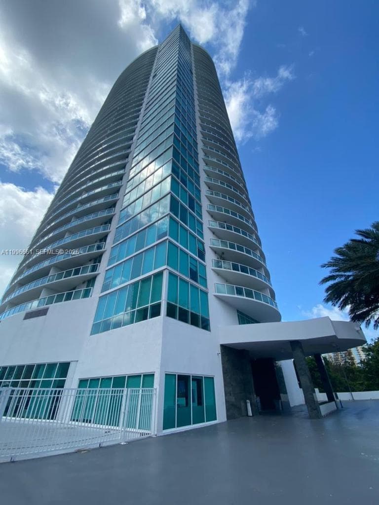 2101 Brickell Ave # 2604, Miami FL 33129 — 7