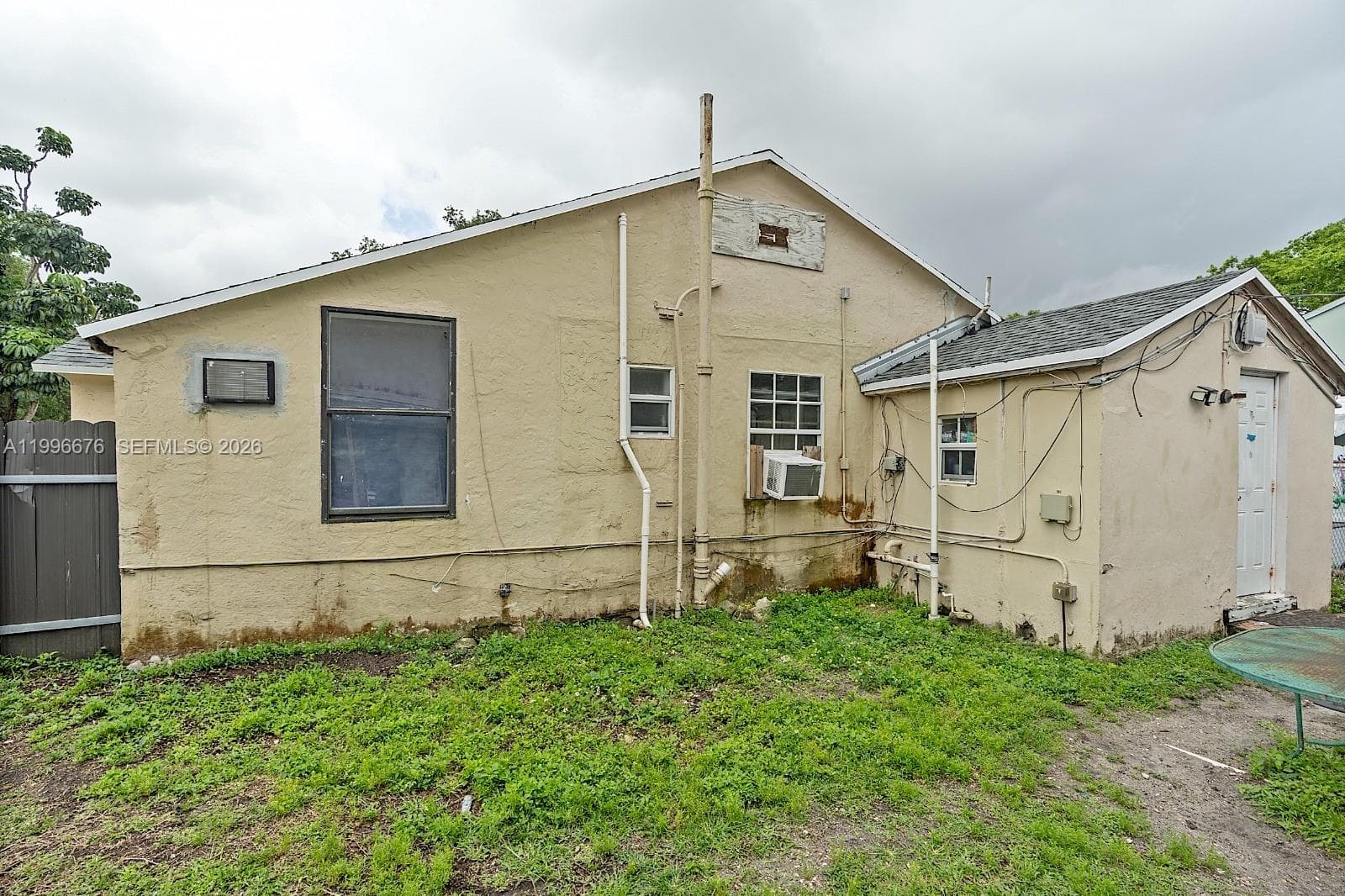 3035 NW 93rd St, Miami FL 33147 — 16