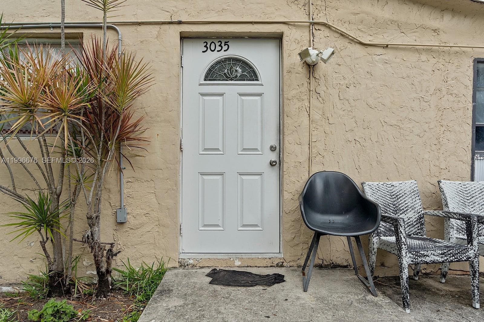 3035 NW 93rd St, Miami FL 33147 — 30