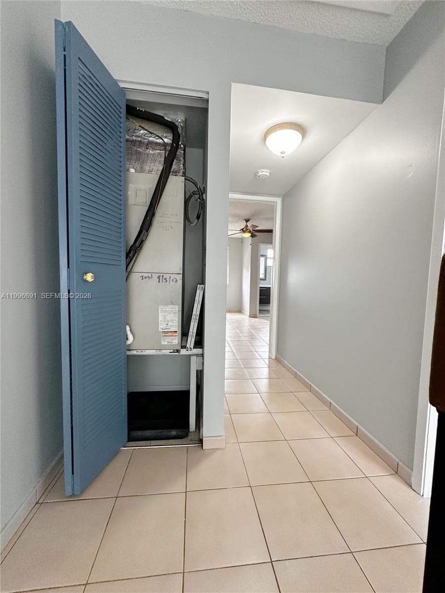 10000 NW 9th St Cir # 21, Miami FL 33172 — 13