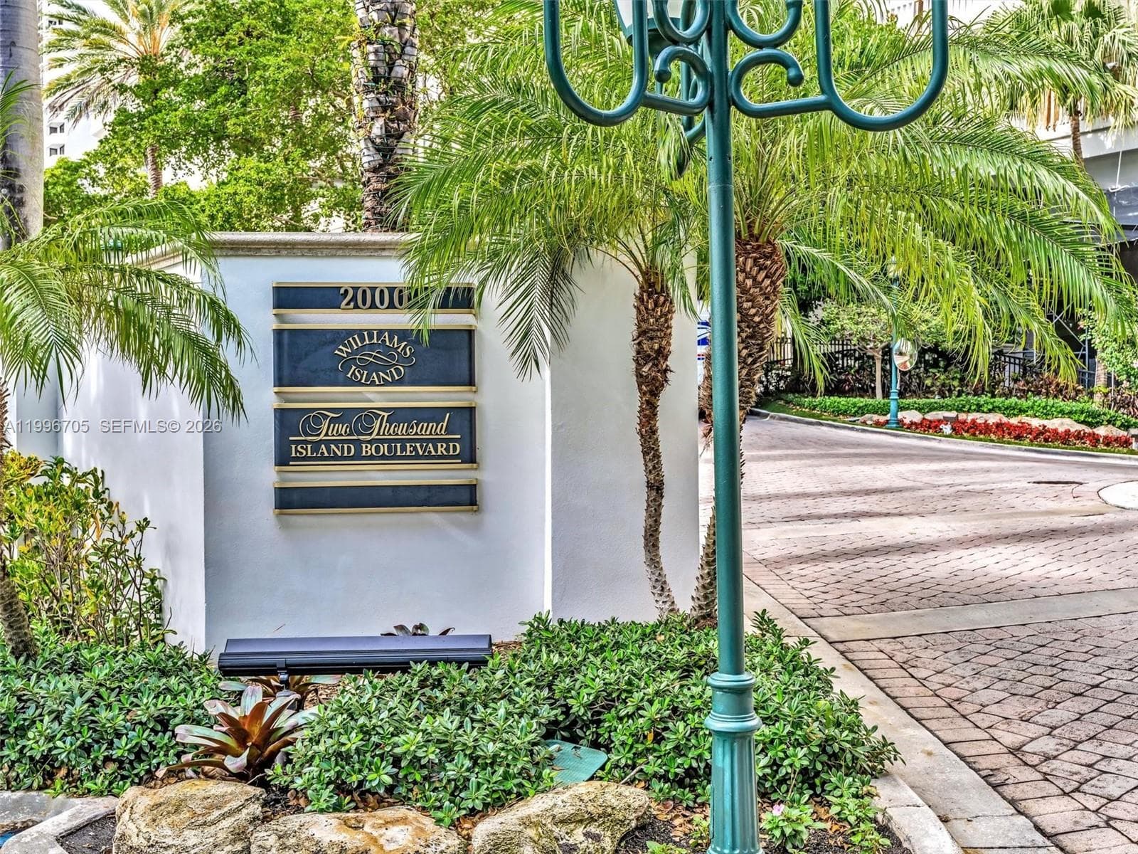 2000 Island Blvd # 1203, Aventura FL 33160 — 41