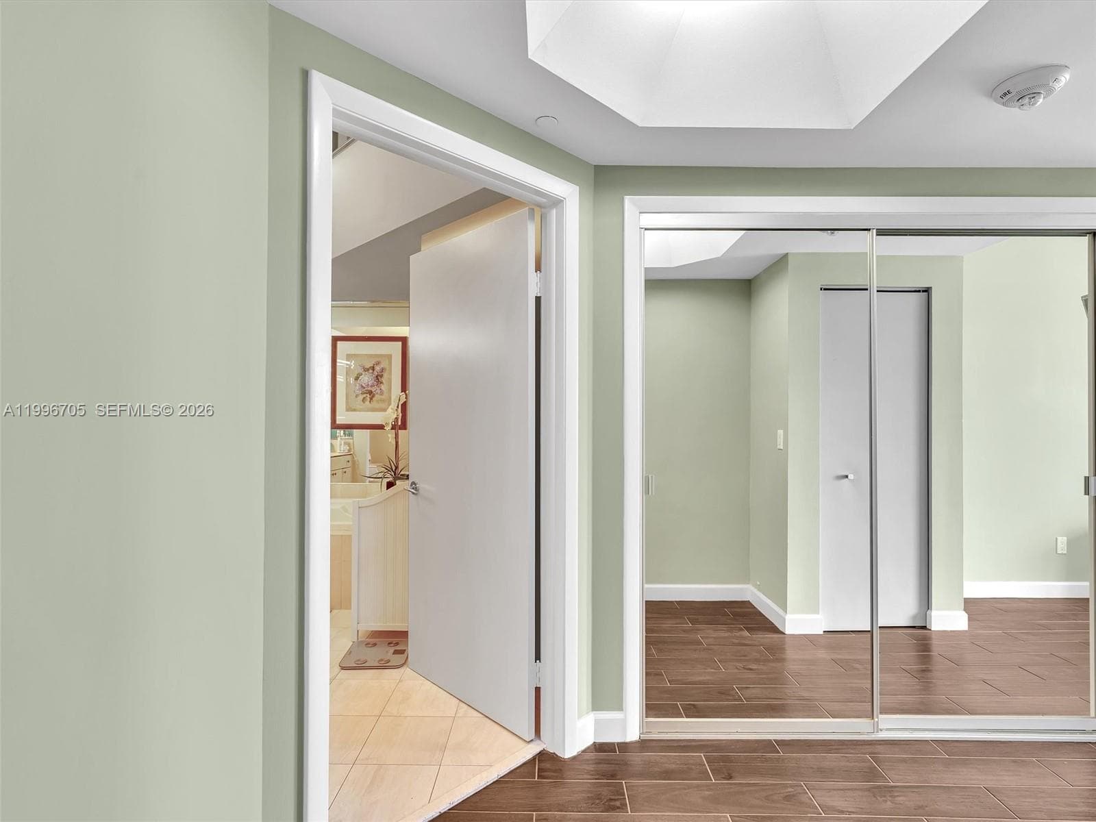 2000 Island Blvd # 1203, Aventura FL 33160 — 18