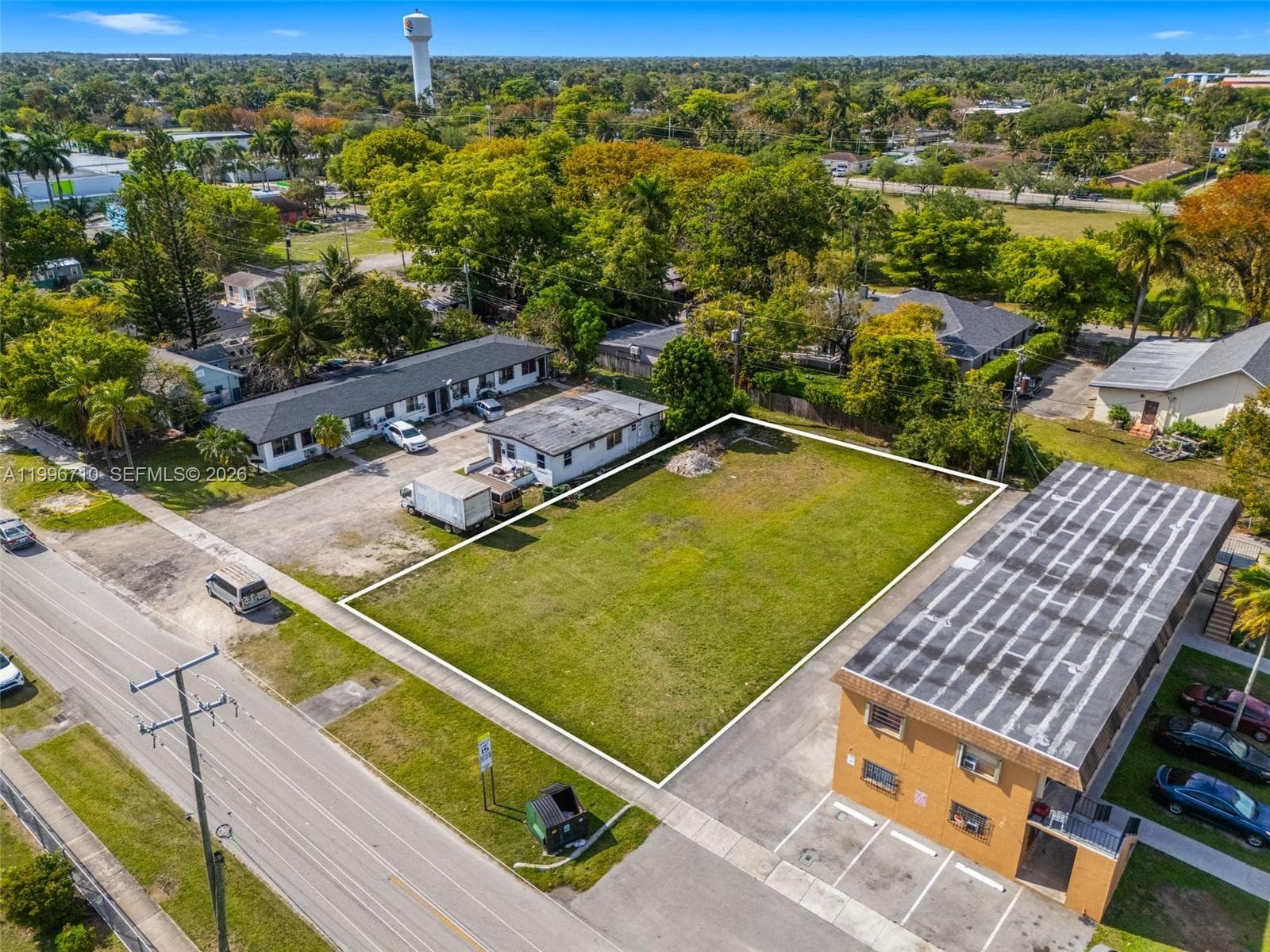 123 NW 6th St, Homestead FL 33030 — 1
