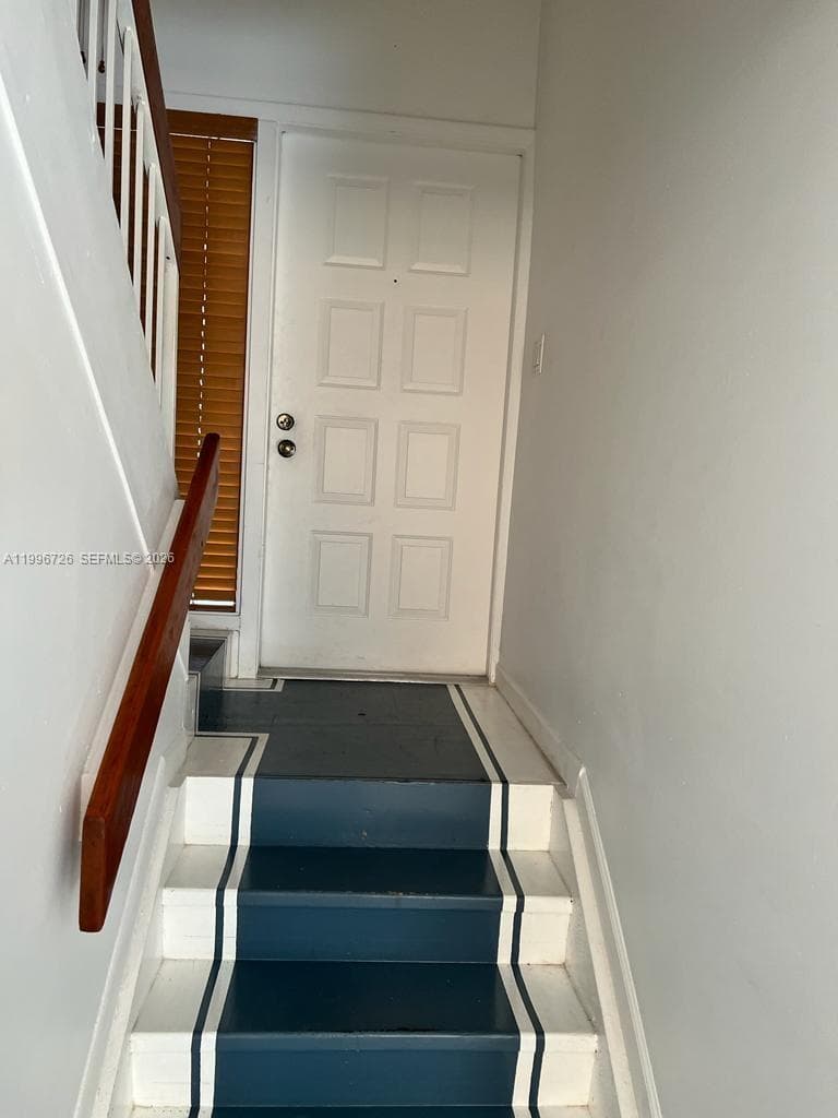 Gables I Townhomes Condo, Miami, FL — 2