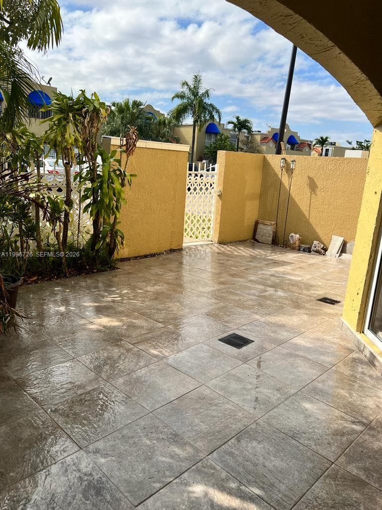 Gables I Townhomes Condo, Miami, FL — 17