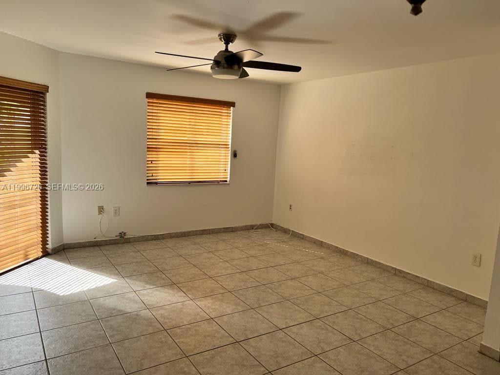 Gables I Townhomes Condo, Miami, FL — 9