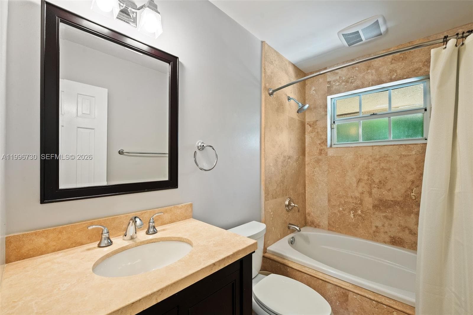 3135 Gifford Ln # C, Miami FL 33133 — 13