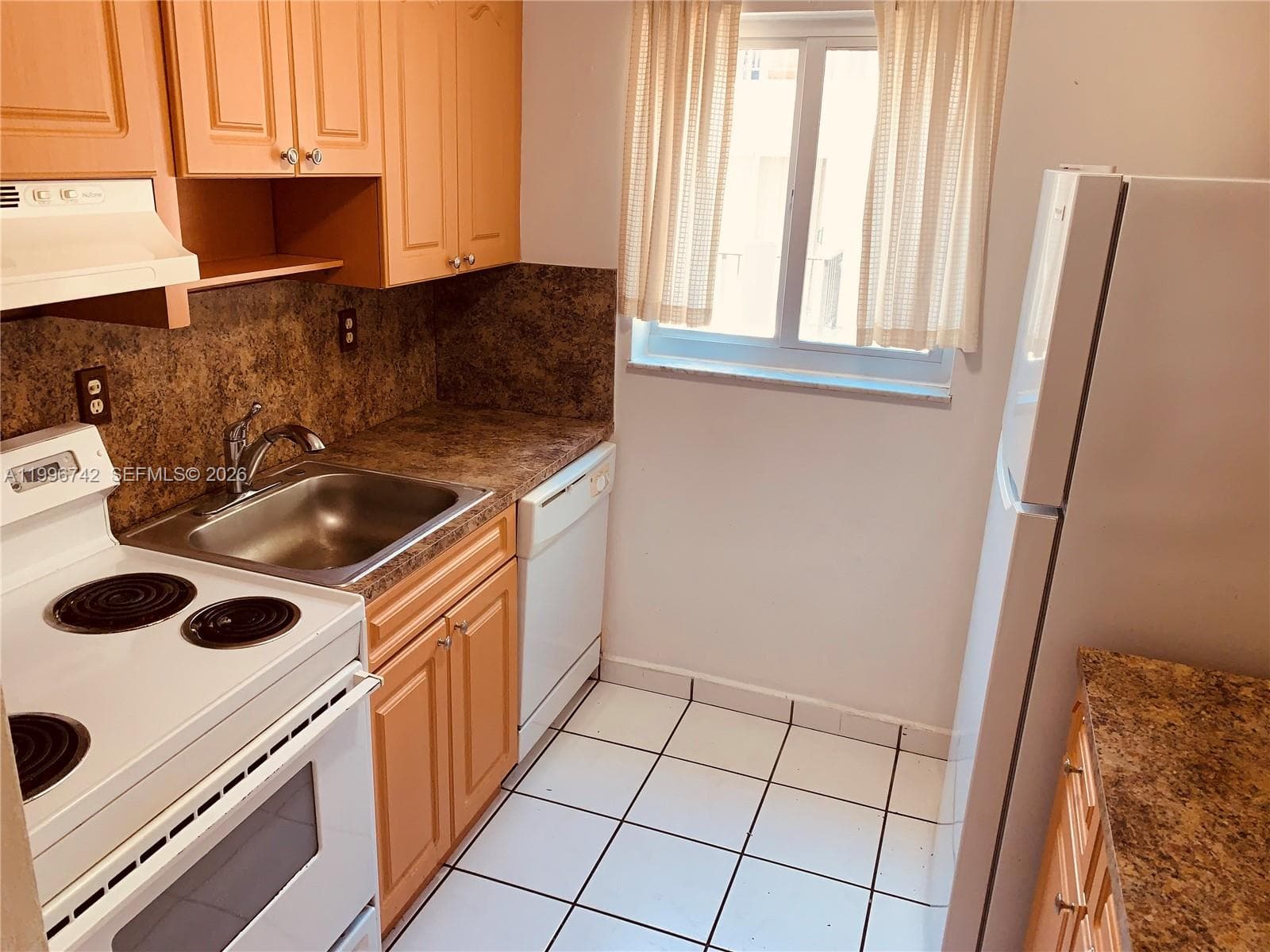 1110 Salzedo St # 2C, Coral Gables FL 33134 — 6