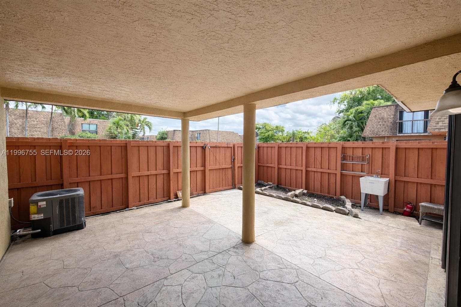 2455 W 67th Pl # 14, Hialeah FL 33016 — 3