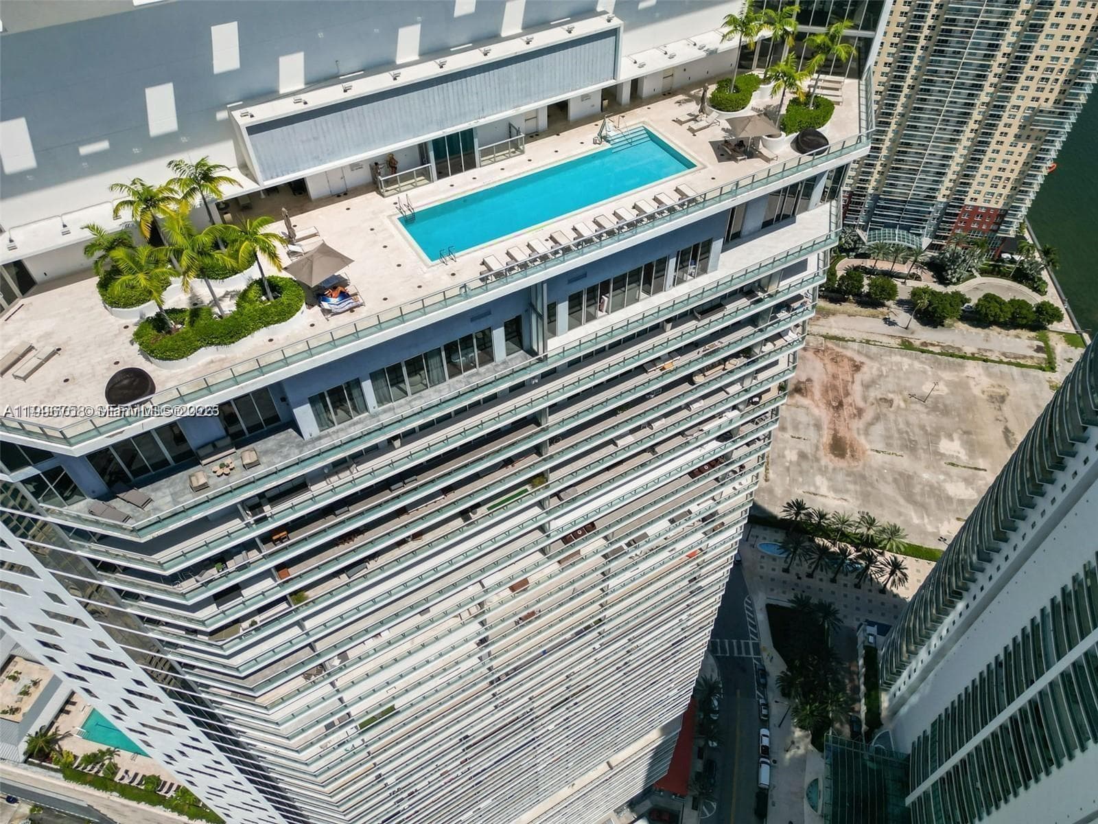 1300 Brickell Bay Dr # 3206, Miami FL 33131 — 27