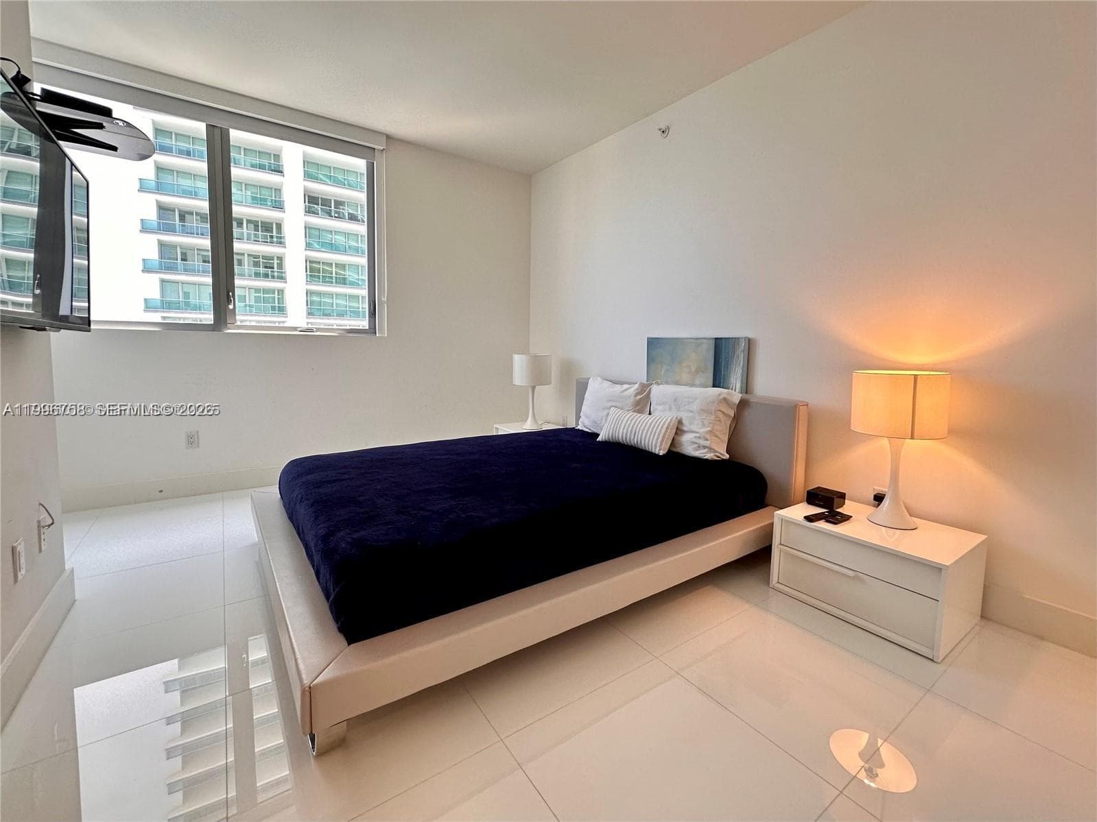 1300 Brickell Bay Dr # 3206, Miami FL 33131 — 16