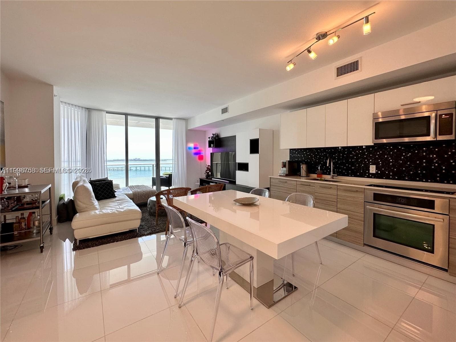 1300 Brickell Bay Dr # 3206, Miami FL 33131 — 7
