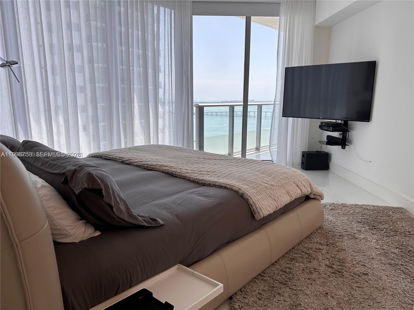 1300 Brickell Bay Dr # 3206, Miami FL 33131 — 10