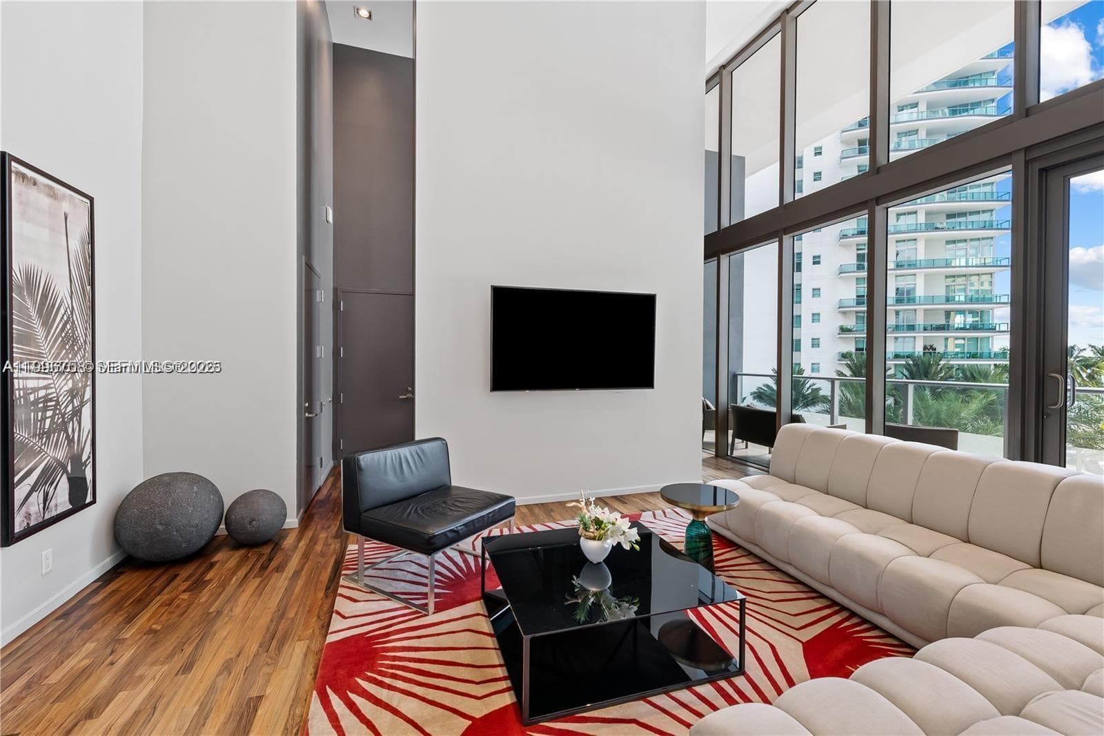 1300 Brickell Bay Dr # 3206, Miami FL 33131 — 33