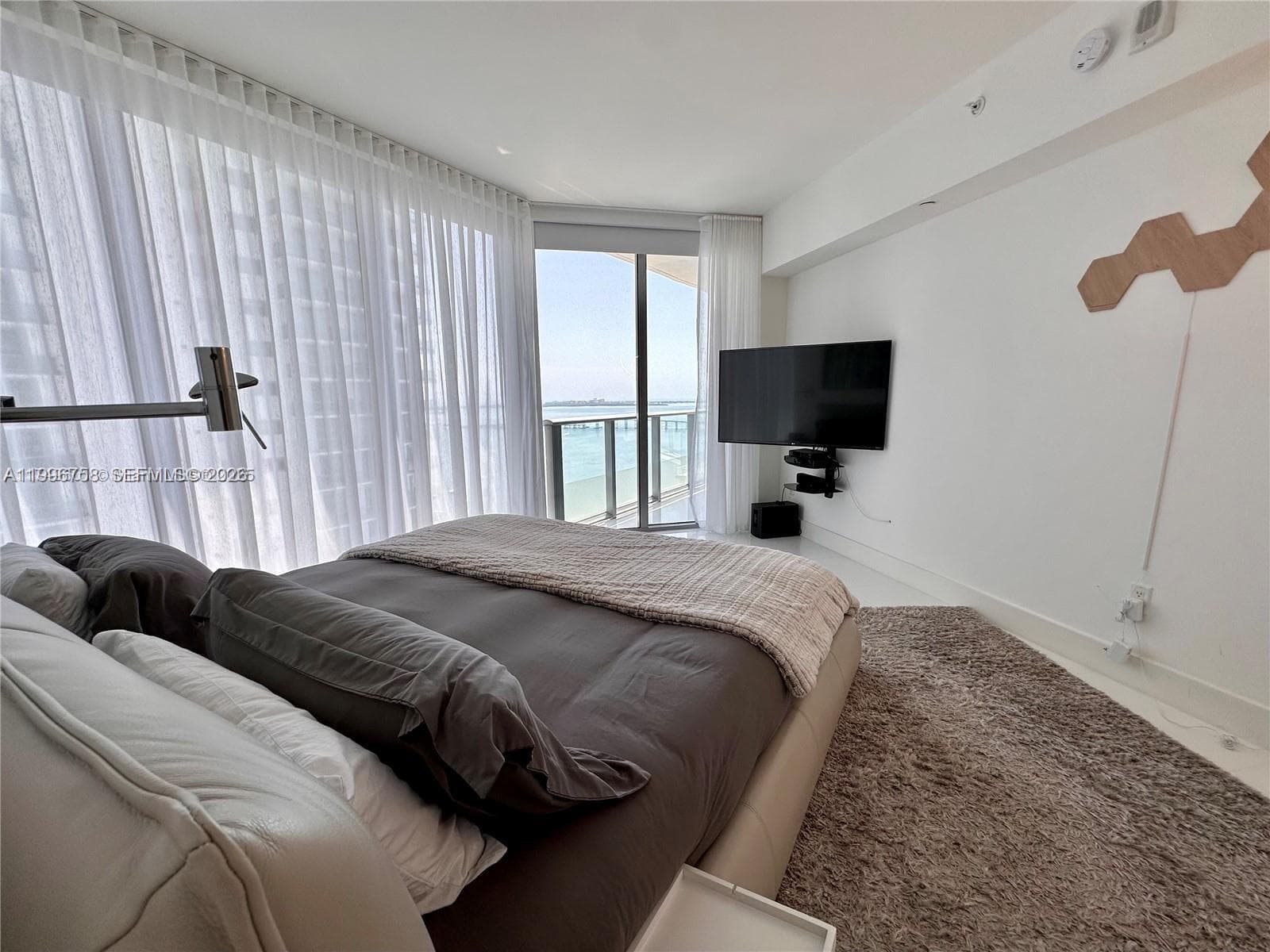 1300 Brickell Bay Dr # 3206, Miami FL 33131 — 14