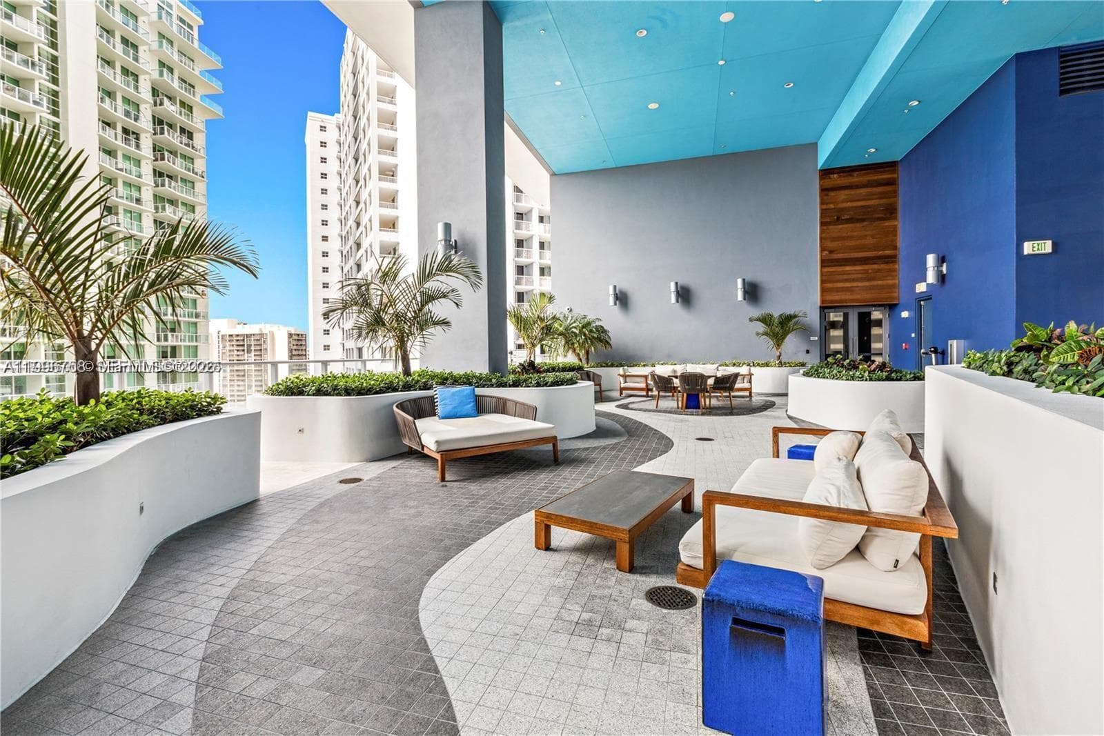 1300 Brickell Bay Dr # 3206, Miami FL 33131 — 41