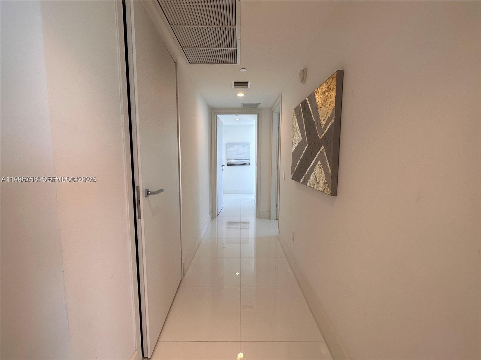 1300 Brickell Bay Dr # 3206, Miami FL 33131 — 18
