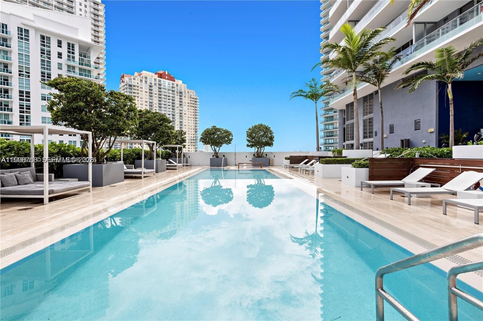 1300 Brickell Bay Dr # 3206, Miami FL 33131 — 40