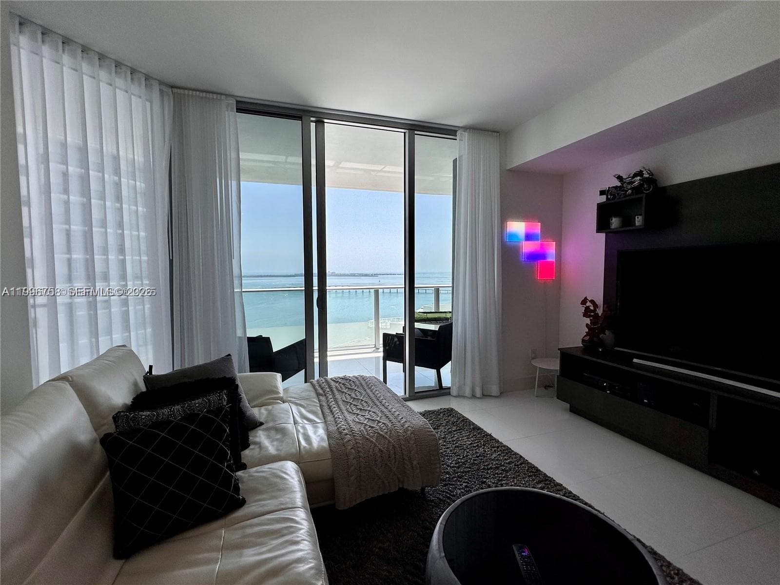 1300 Brickell Bay Dr # 3206, Miami FL 33131 — 4