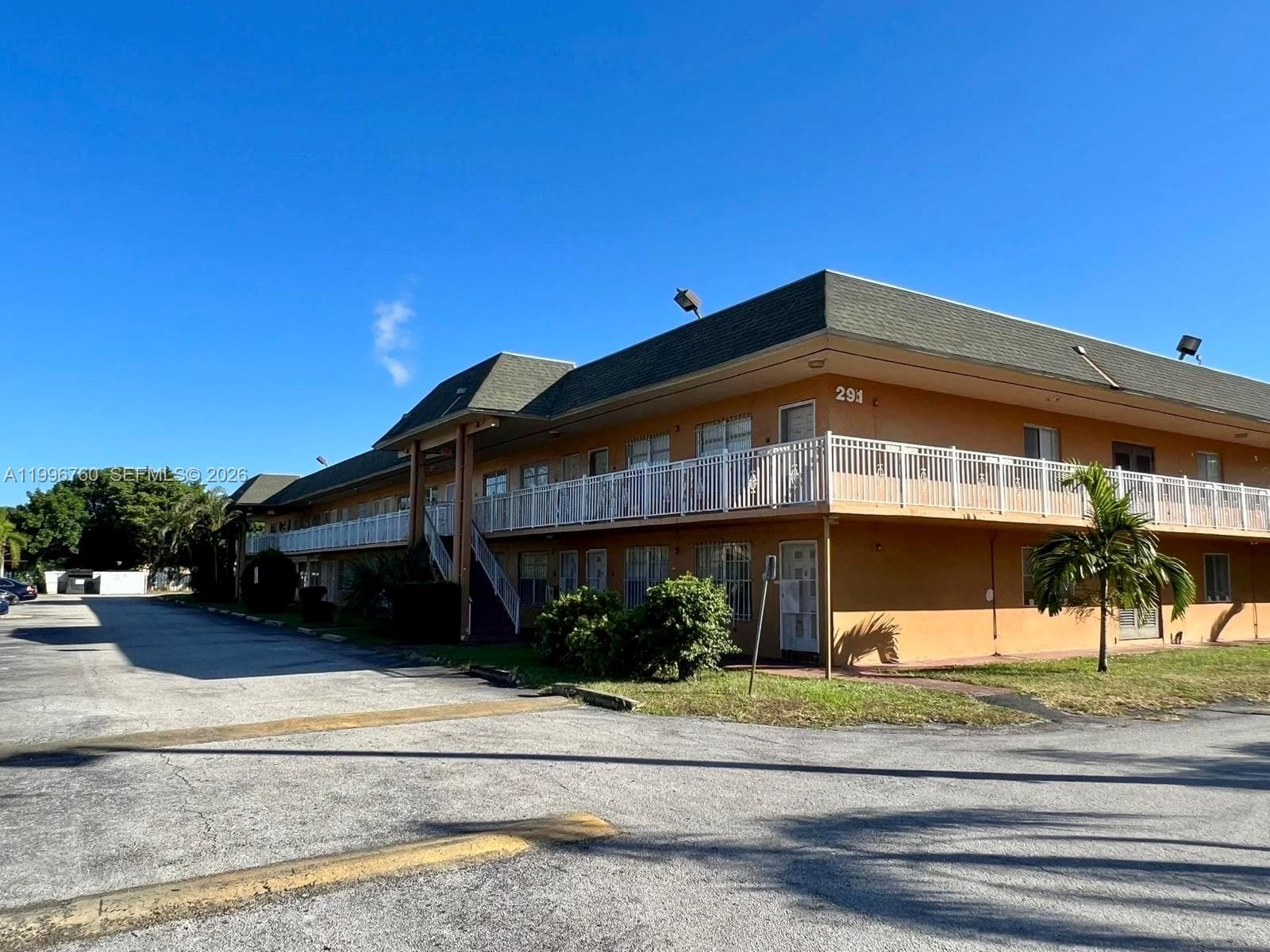 291 NW 177th St # 107, Miami Gardens FL 33169 — 8