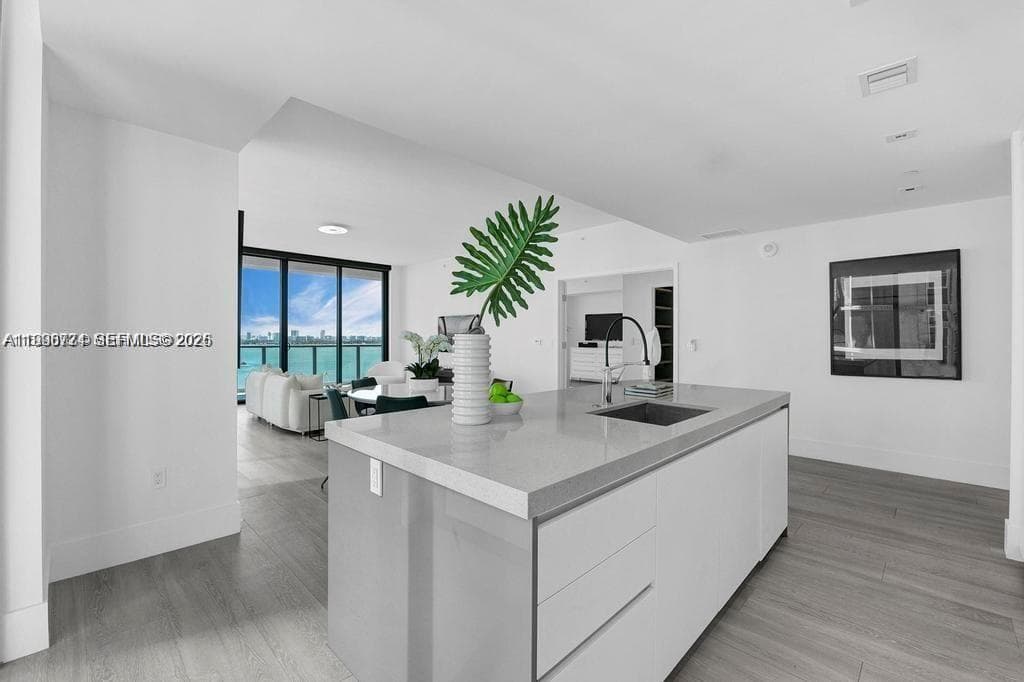 788 NE 23rd St # 1402, Miami FL 33137 — 15