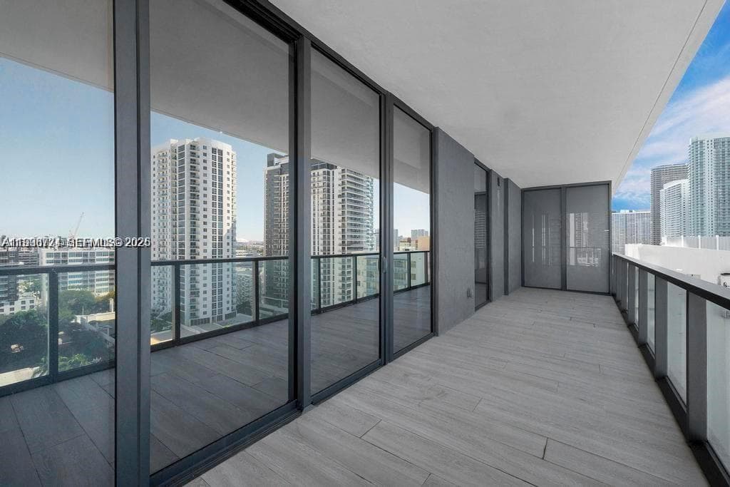 788 NE 23rd St # 1402, Miami FL 33137 — 35