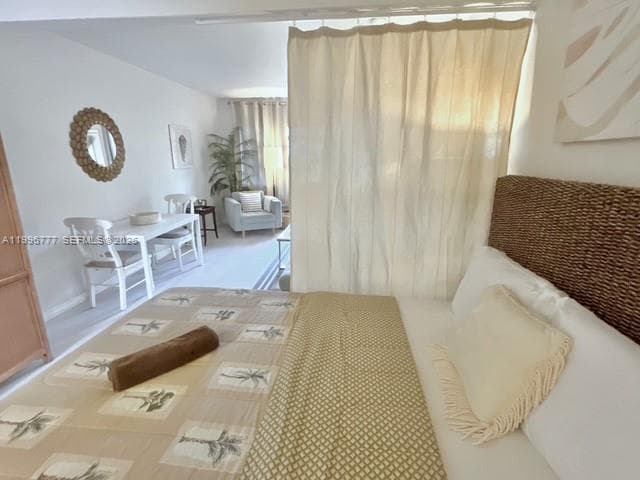1050 Pennsylvania Ave # 28, Miami Beach FL 33139 — 3