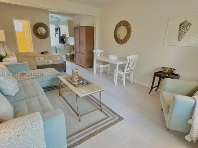 1050 Pennsylvania Ave # 28, Miami Beach FL 33139 — 15