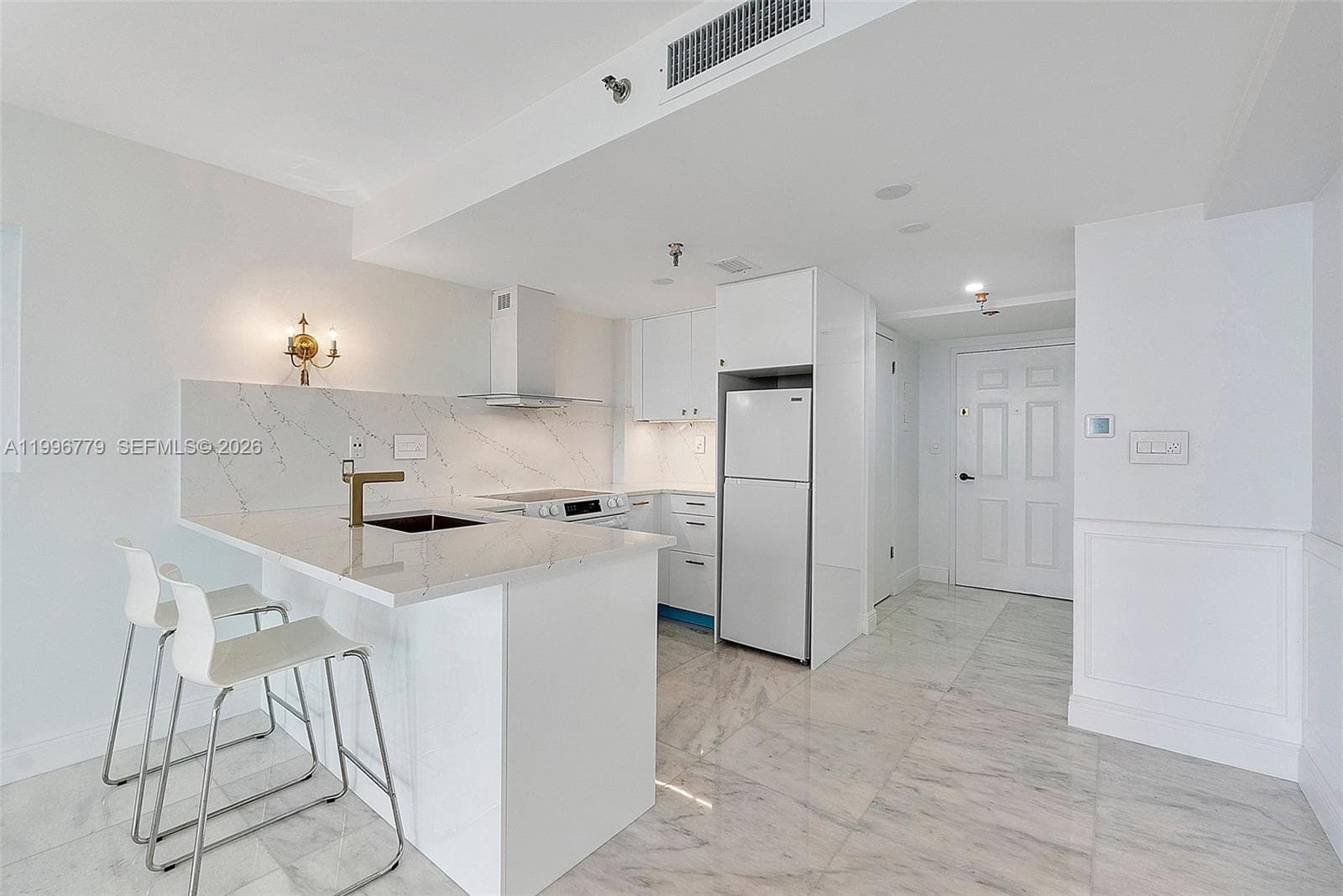 540 Brickell Key Dr # 928, Miami FL 33131 — 8