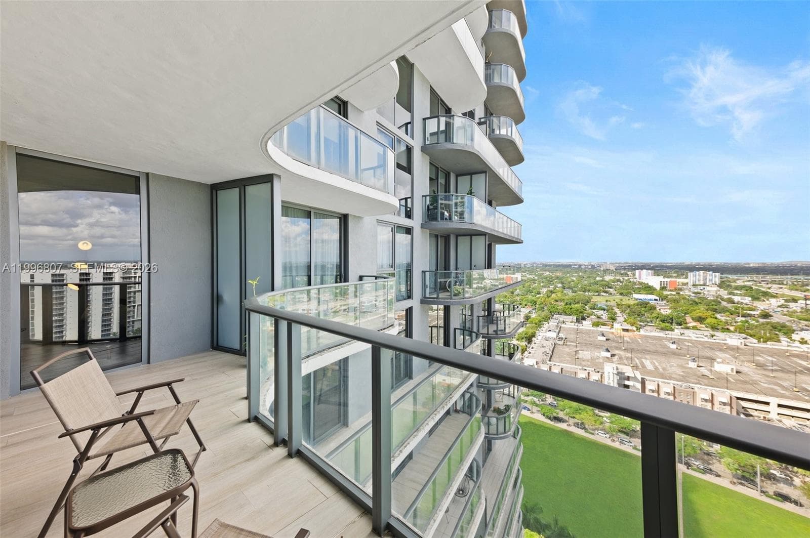 121 NE 34th St # 2314, Miami FL 33137 — 12