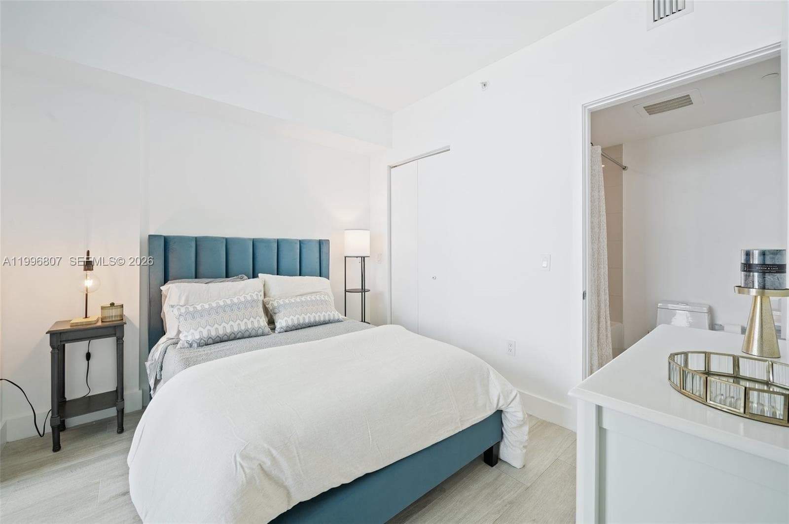 121 NE 34th St # 2314, Miami FL 33137 — 22