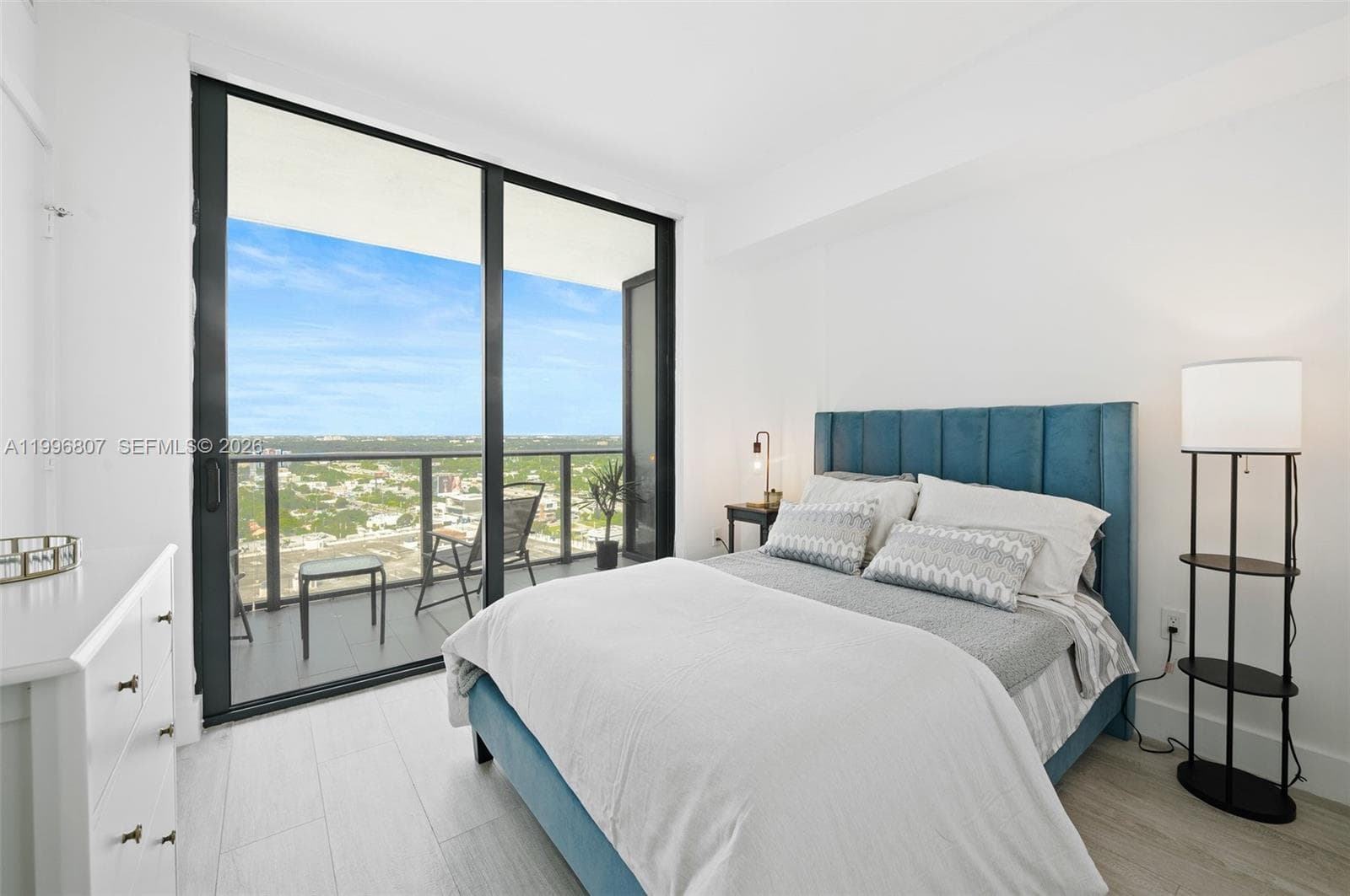 121 NE 34th St # 2314, Miami FL 33137 — 21