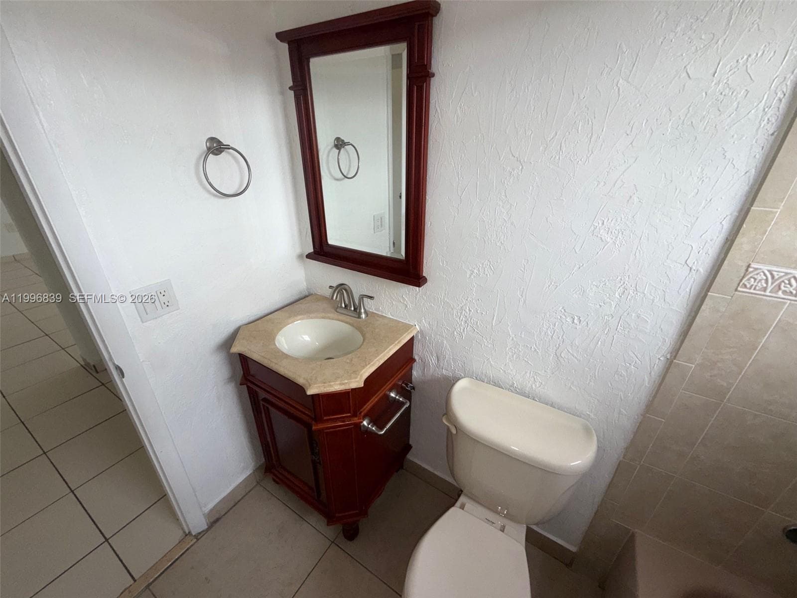 120 Royal Palm Rd # 301, Hialeah Gardens FL 33016 — 17