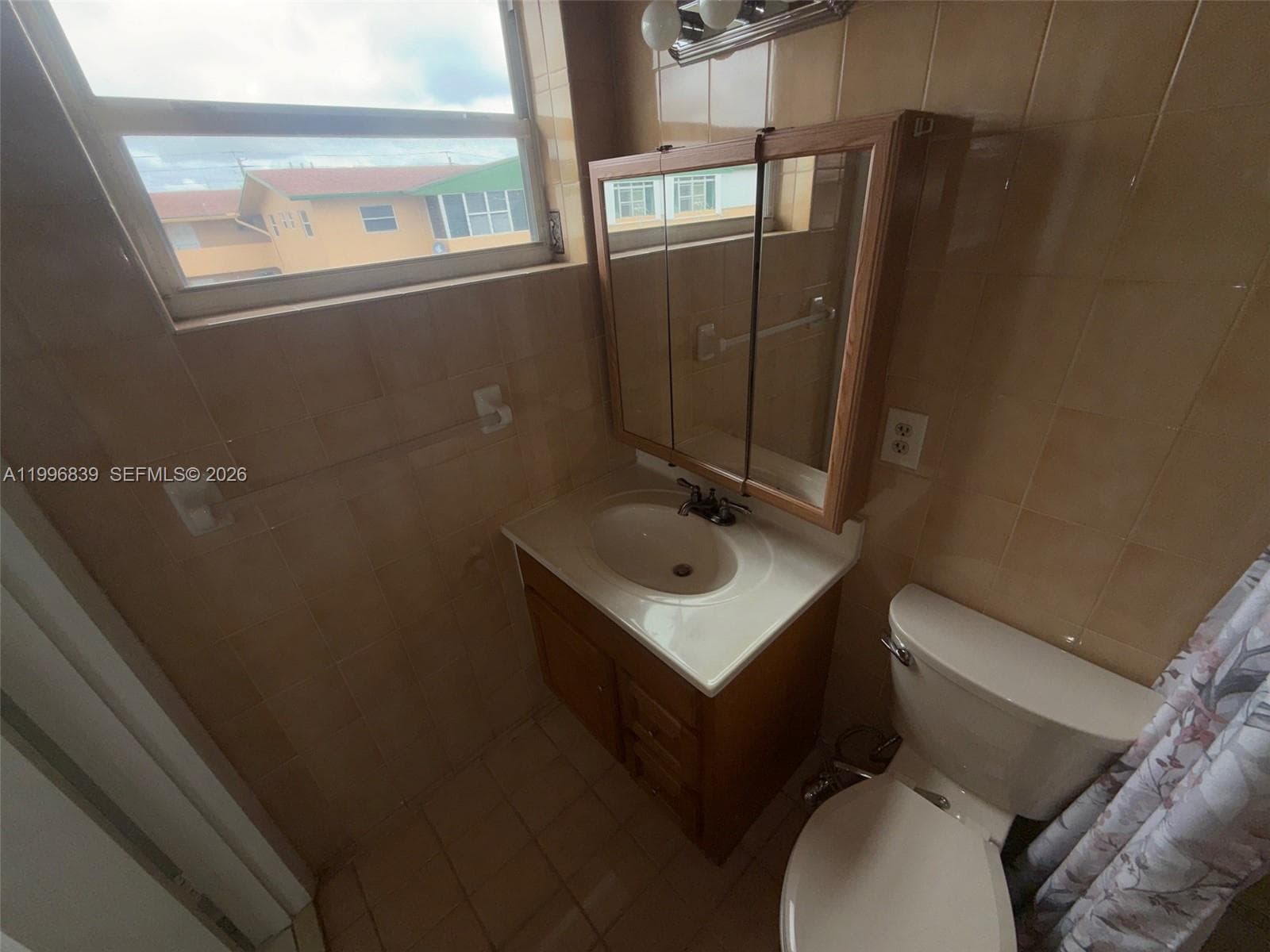 120 Royal Palm Rd # 301, Hialeah Gardens FL 33016 — 22