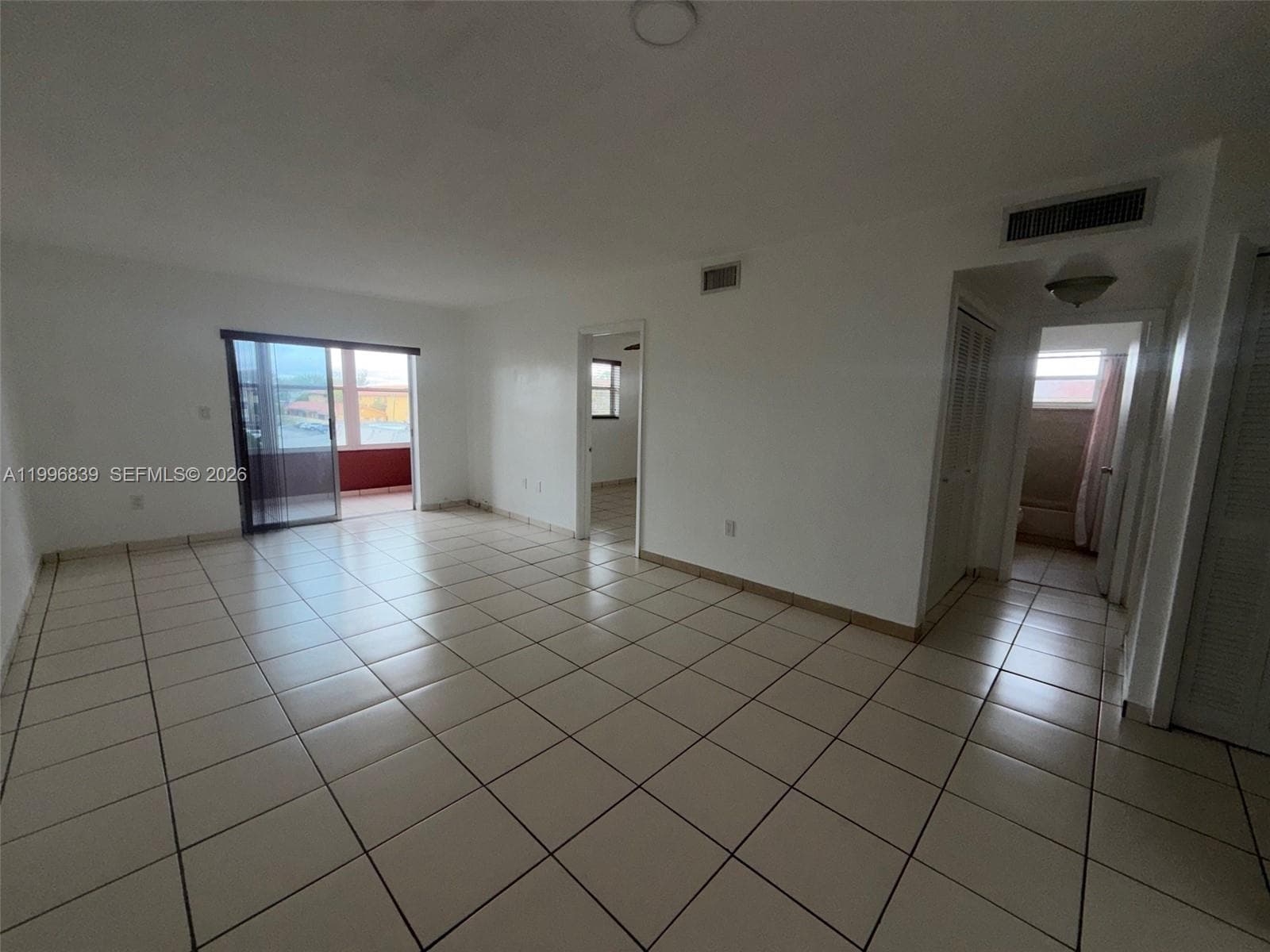 120 Royal Palm Rd # 301, Hialeah Gardens FL 33016 — 7
