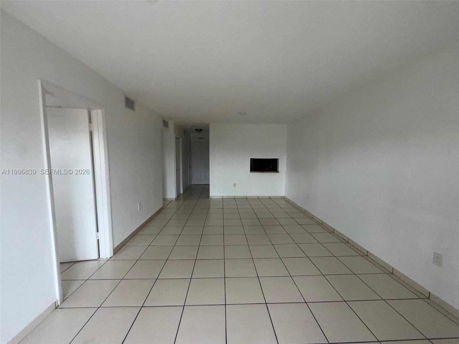 120 Royal Palm Rd # 301, Hialeah Gardens FL 33016 — 28