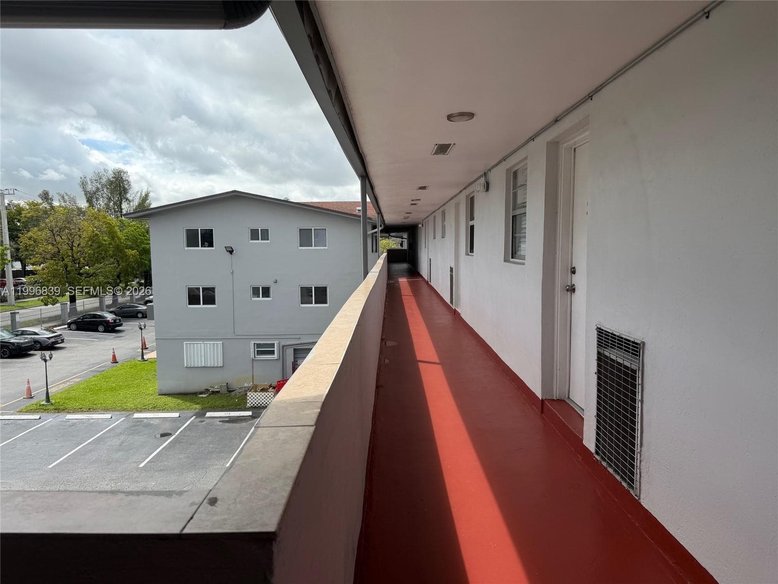 120 Royal Palm Rd # 301, Hialeah Gardens FL 33016 — 30