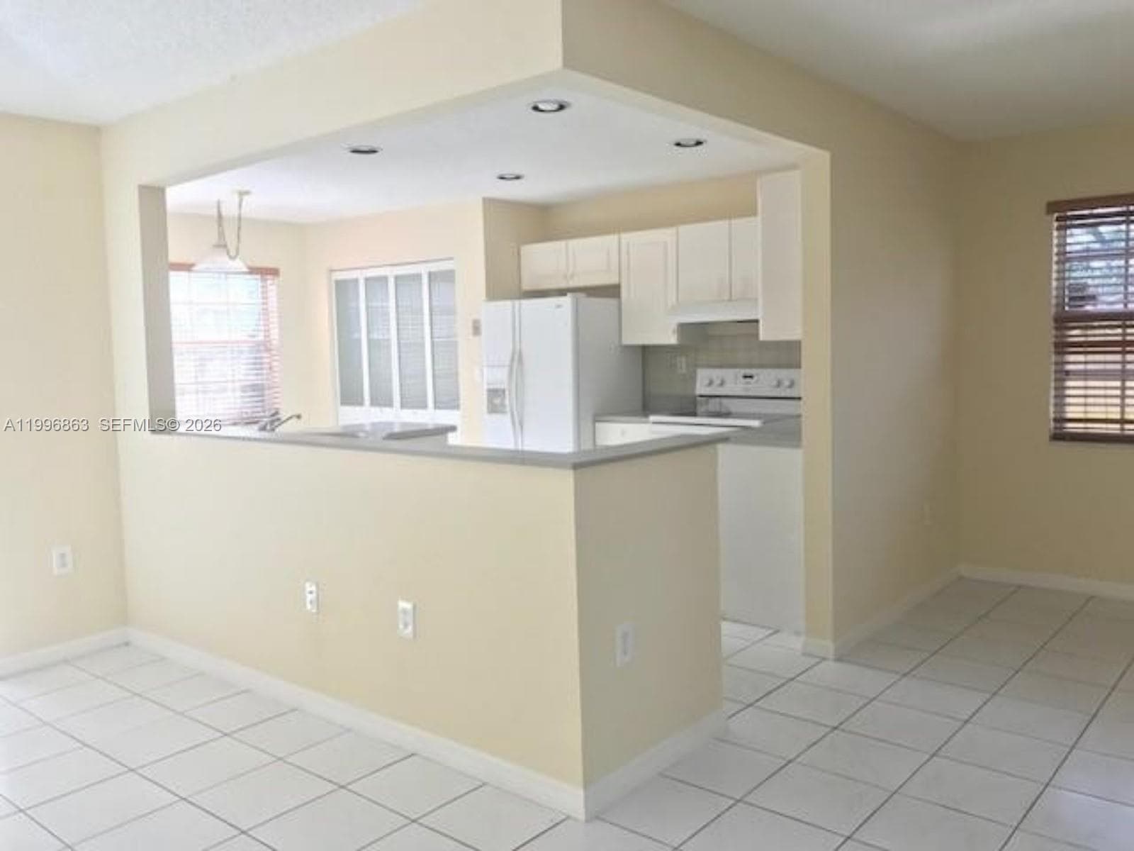 19712 NW 82nd Pl, Hialeah FL 33015 — 6