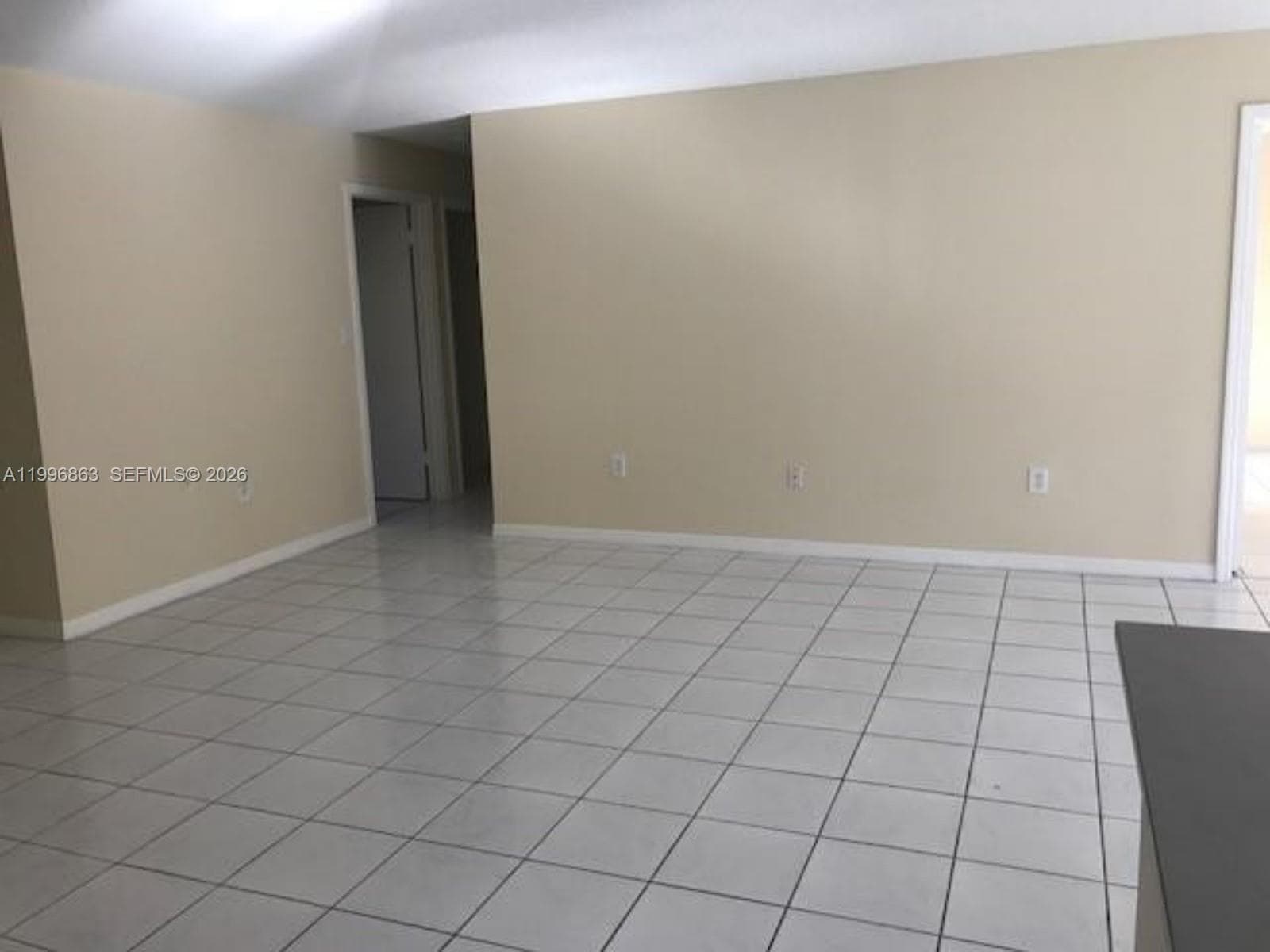 19712 NW 82nd Pl, Hialeah FL 33015 — 13